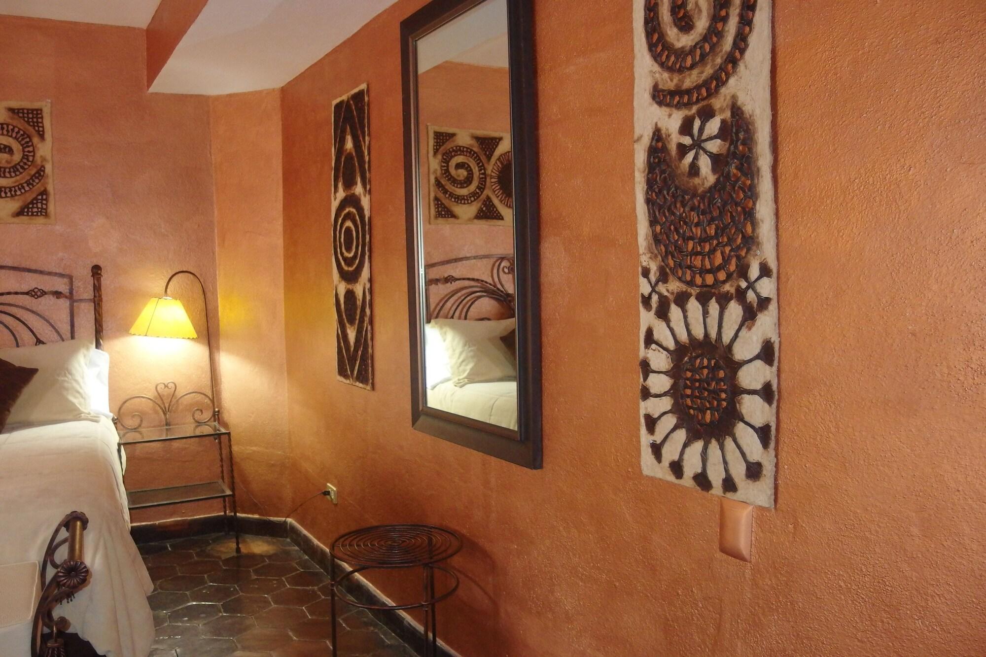 Casa De Las Conservas Comfort Альенде Экстерьер фото
