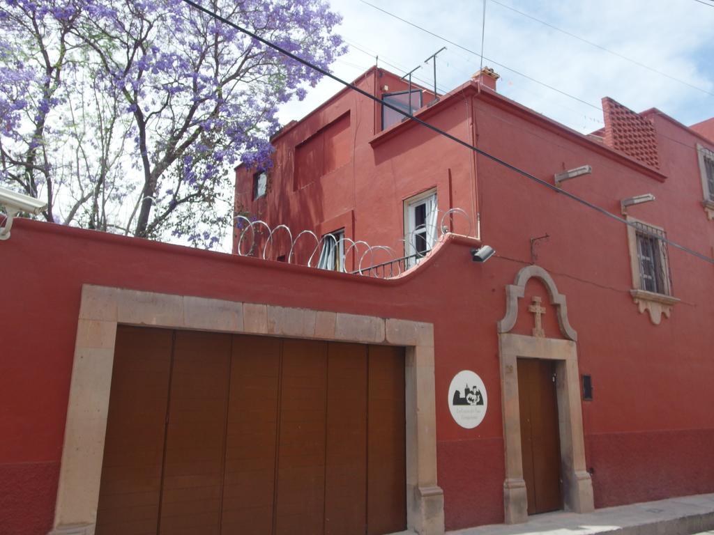 Casa De Las Conservas Comfort Альенде Экстерьер фото