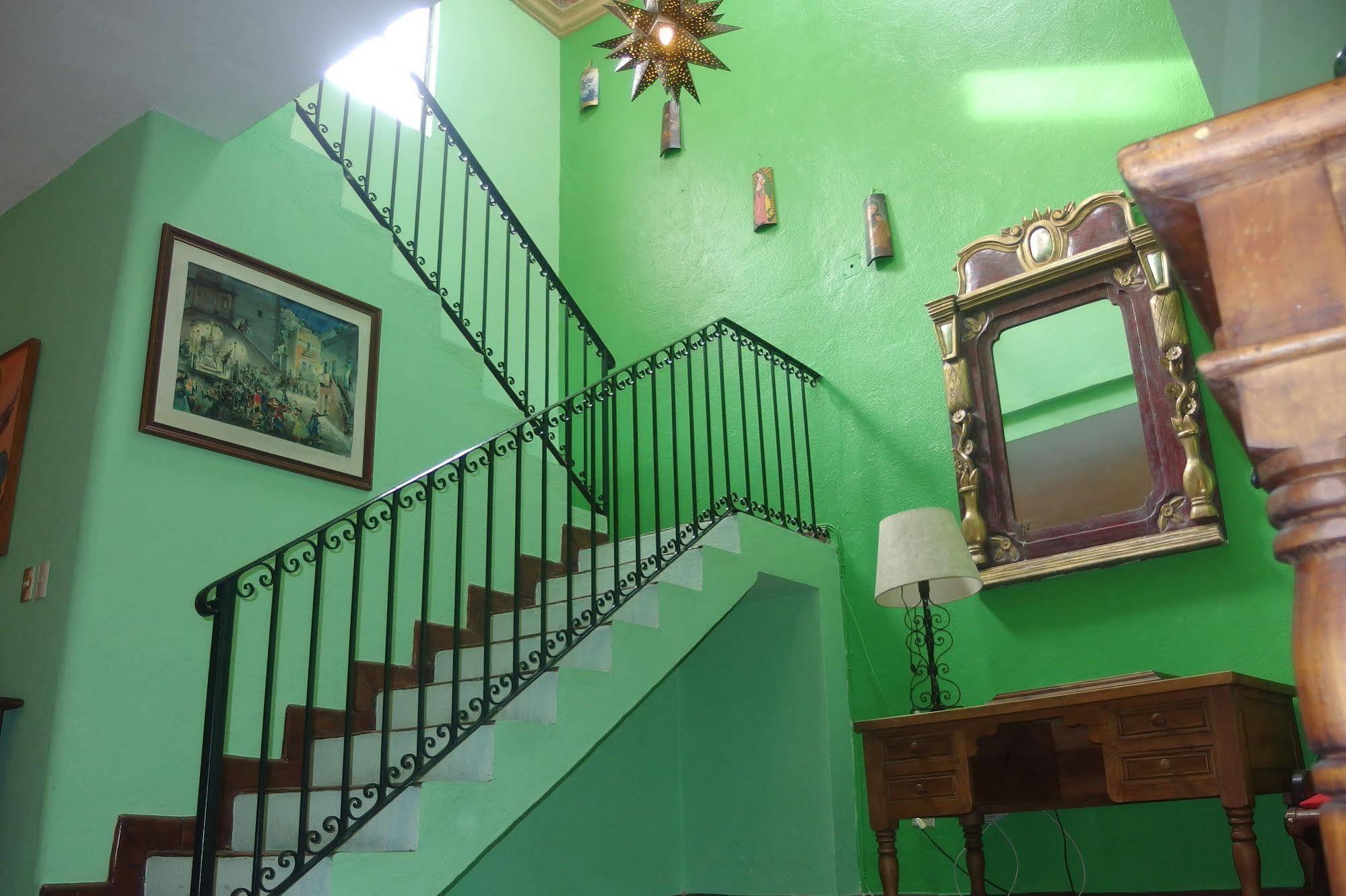 Casa De Las Conservas Comfort Альенде Экстерьер фото